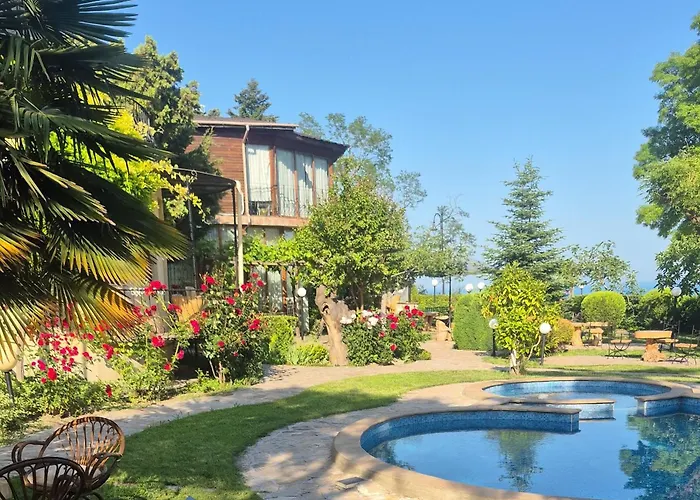 Urlaubsunterkunft Villa Maxim - Free Parking